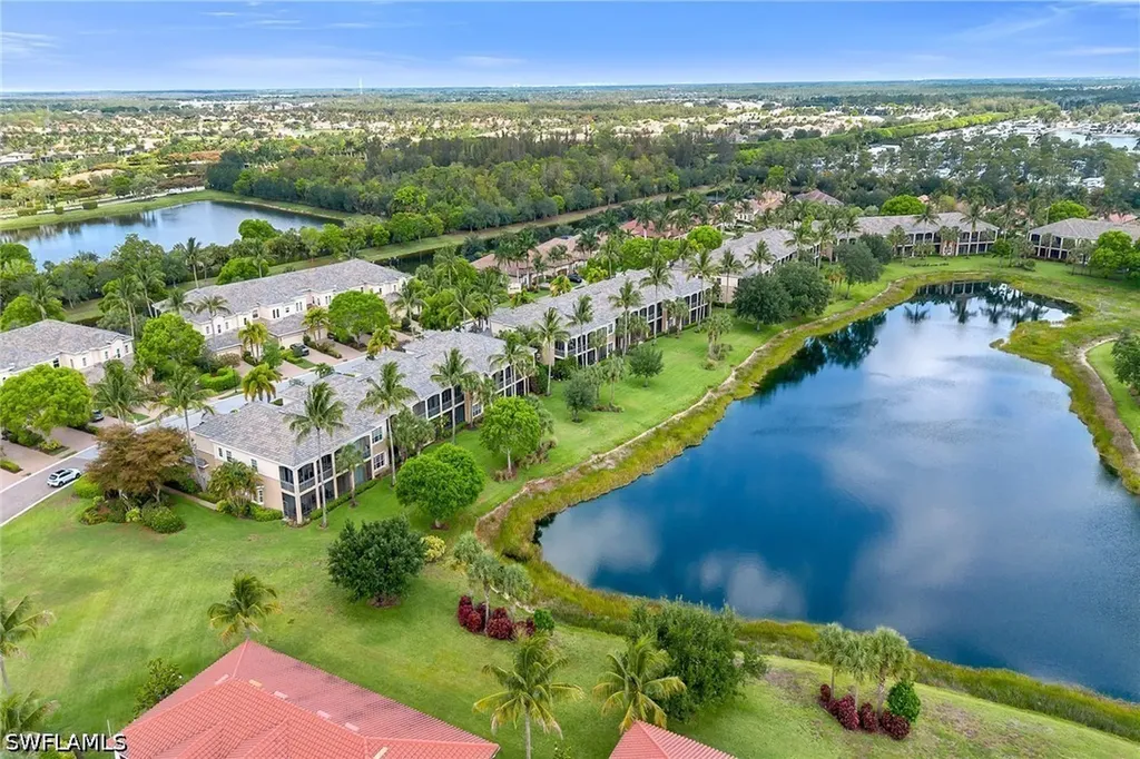 3141 Aviamar Circle Naples FL 34114