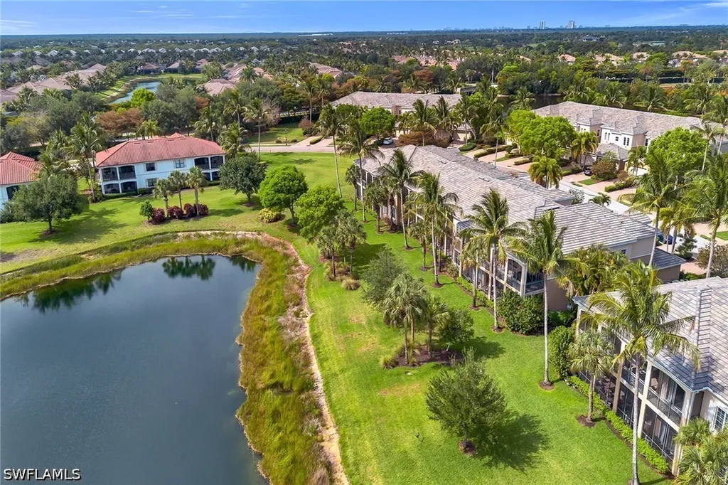 3141 Aviamar Circle Naples FL 34114