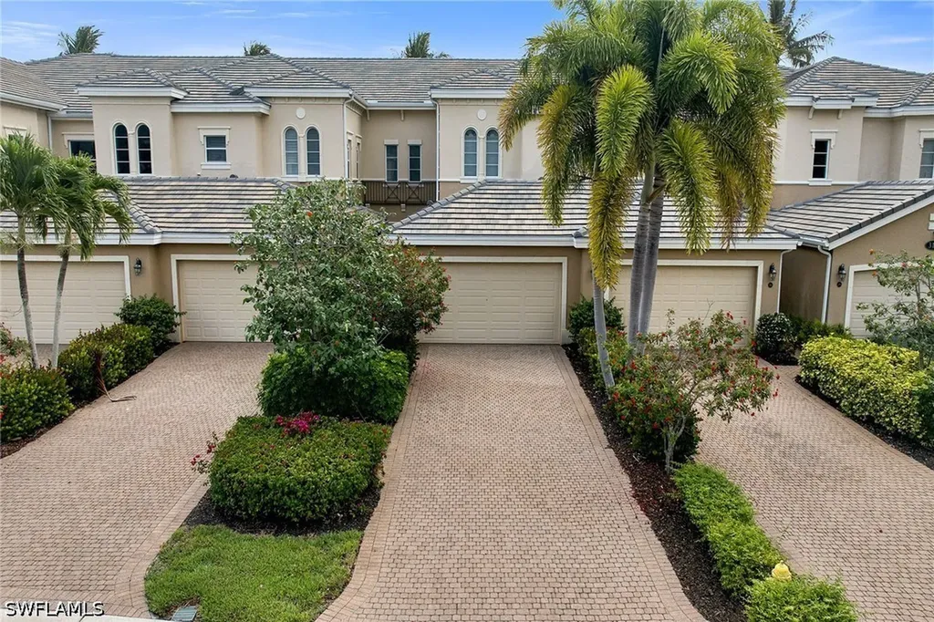 3141 Aviamar Circle Naples FL 34114
