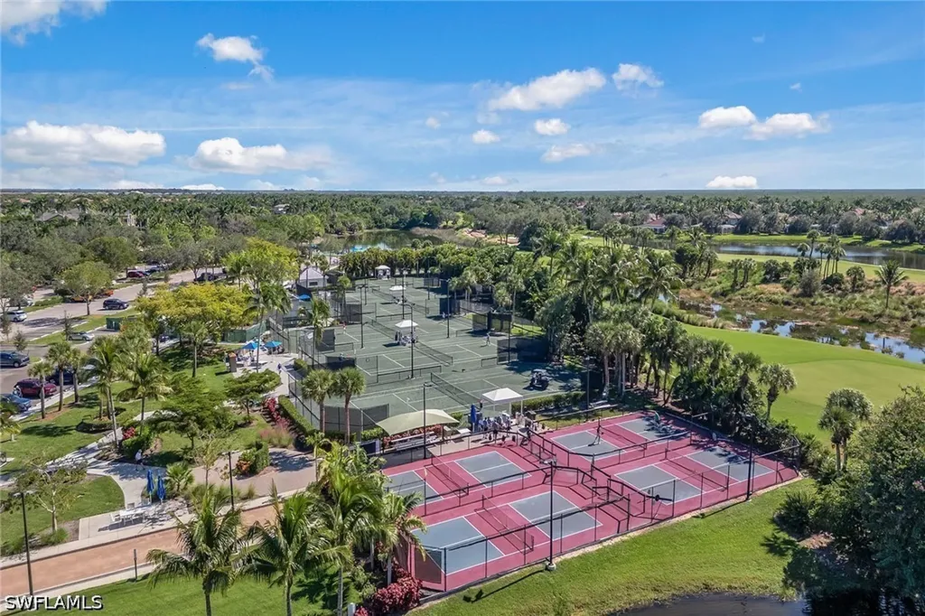 3141 Aviamar Circle Naples FL 34114