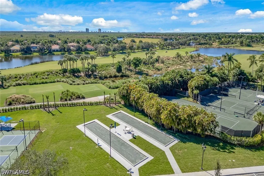 3141 Aviamar Circle Naples FL 34114