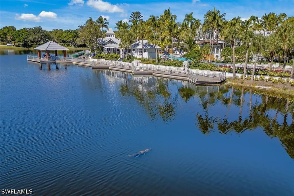 3141 Aviamar Circle Naples FL 34114