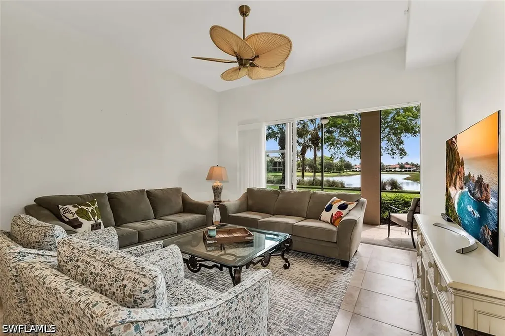 3141 Aviamar Circle Naples FL 34114