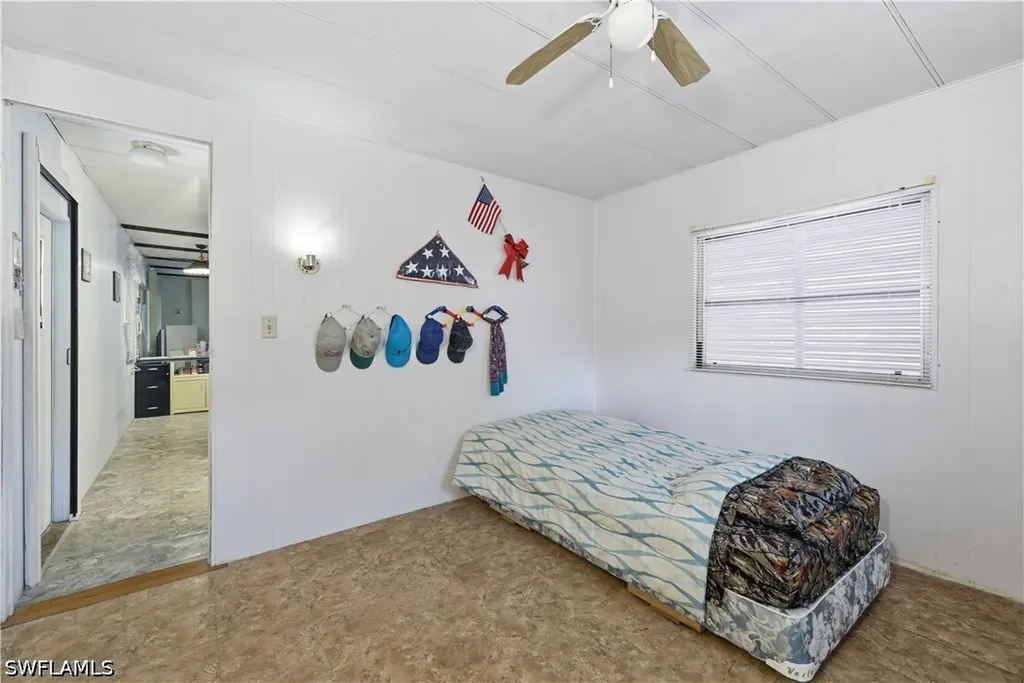 863 Manatee Road Naples FL 34114