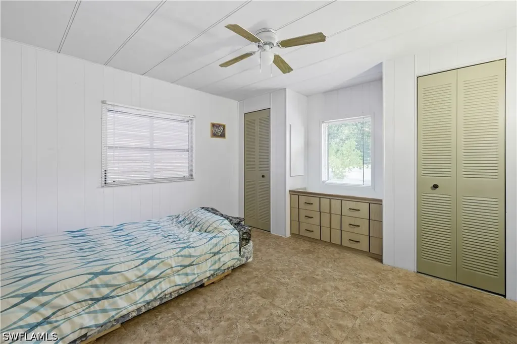 863 Manatee Road Naples FL 34114