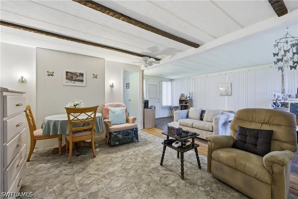 863 Manatee Road Naples FL 34114