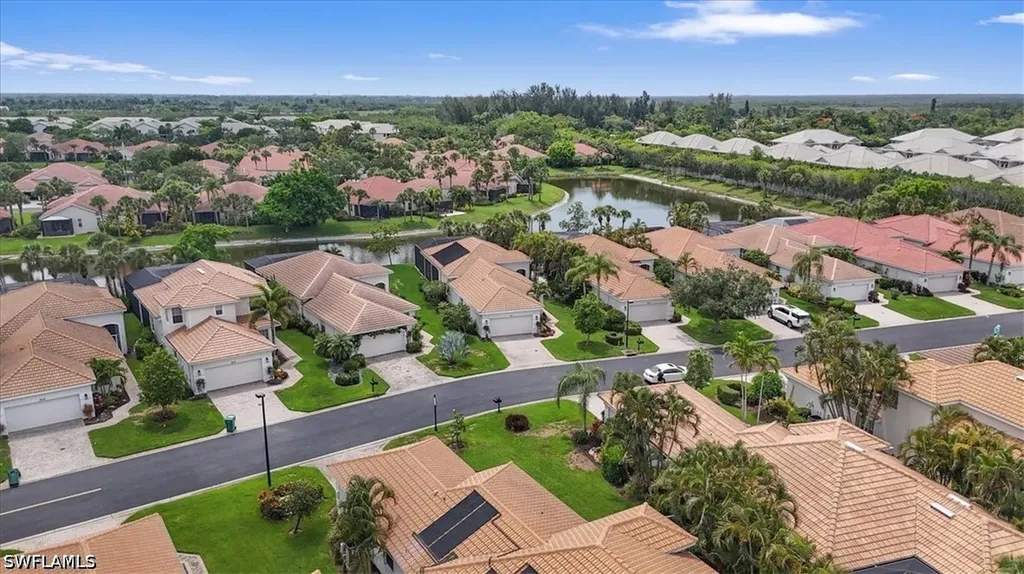 8541 Pepper Tree Way Naples FL 34114