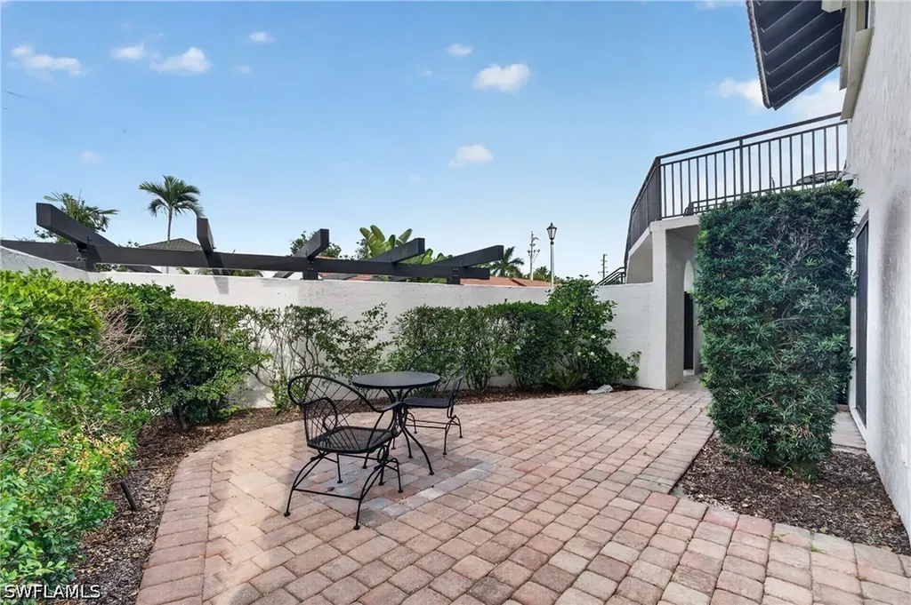 4092 Belair Lane Naples FL 34103