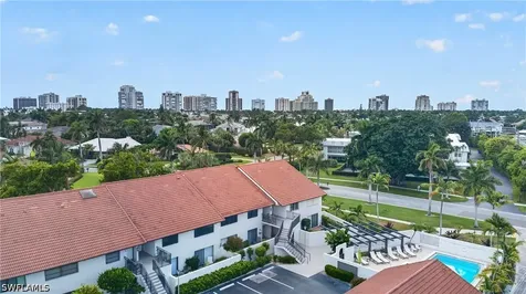 4092 Belair Lane Naples FL 34103