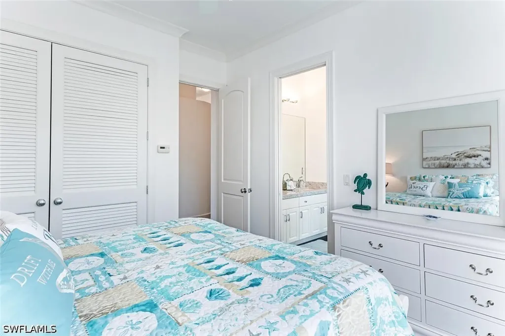 2540 Half Moon Walk Naples FL 34102