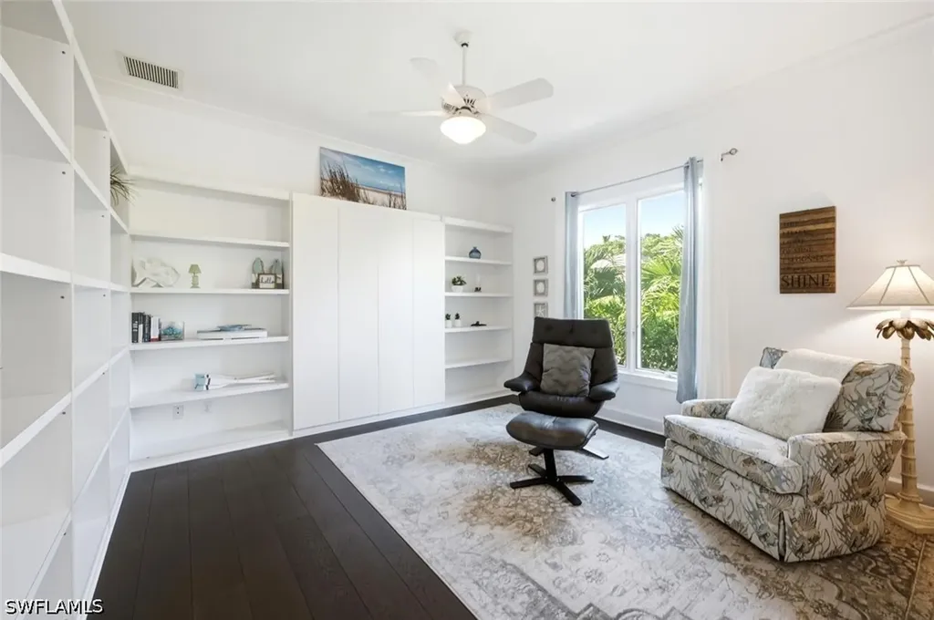2540 Half Moon Walk Naples FL 34102