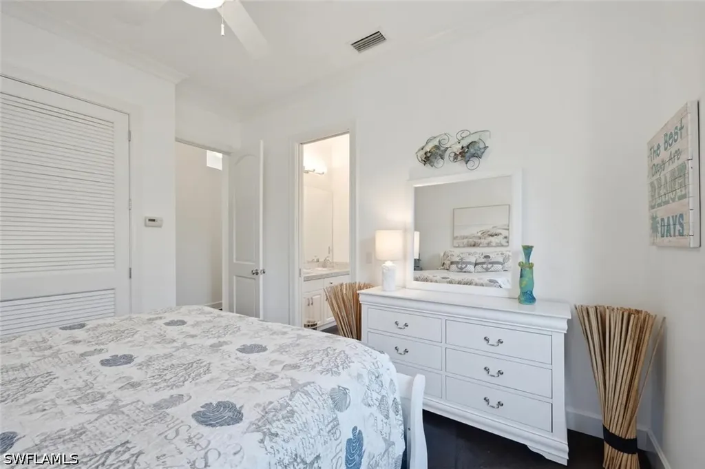 2540 Half Moon Walk Naples FL 34102