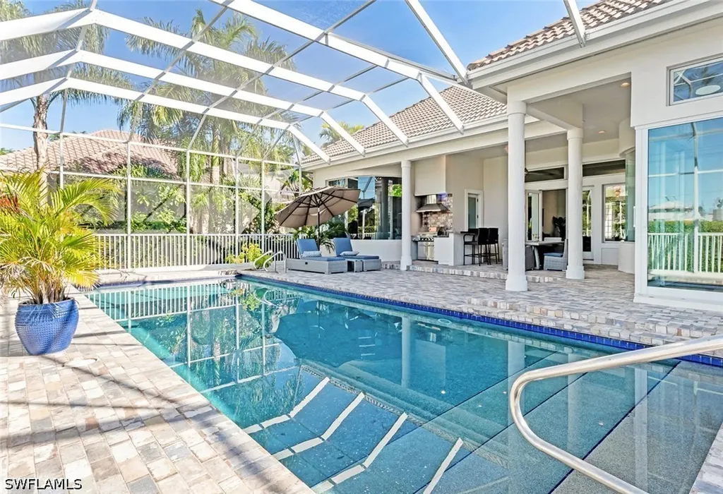 2540 Half Moon Walk Naples FL 34102