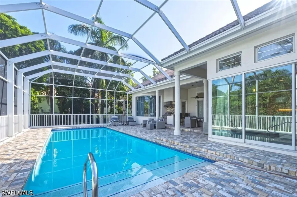 2540 Half Moon Walk Naples FL 34102