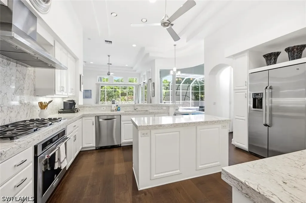 2540 Half Moon Walk Naples FL 34102