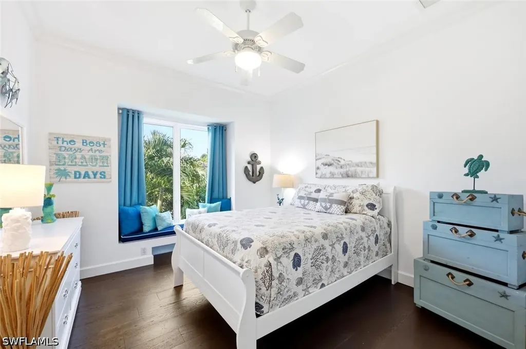 2540 Half Moon Walk Naples FL 34102
