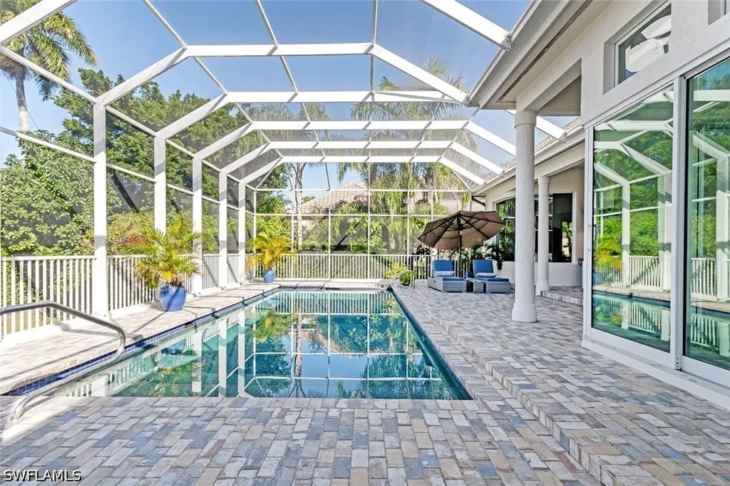 2540 Half Moon Walk Naples FL 34102