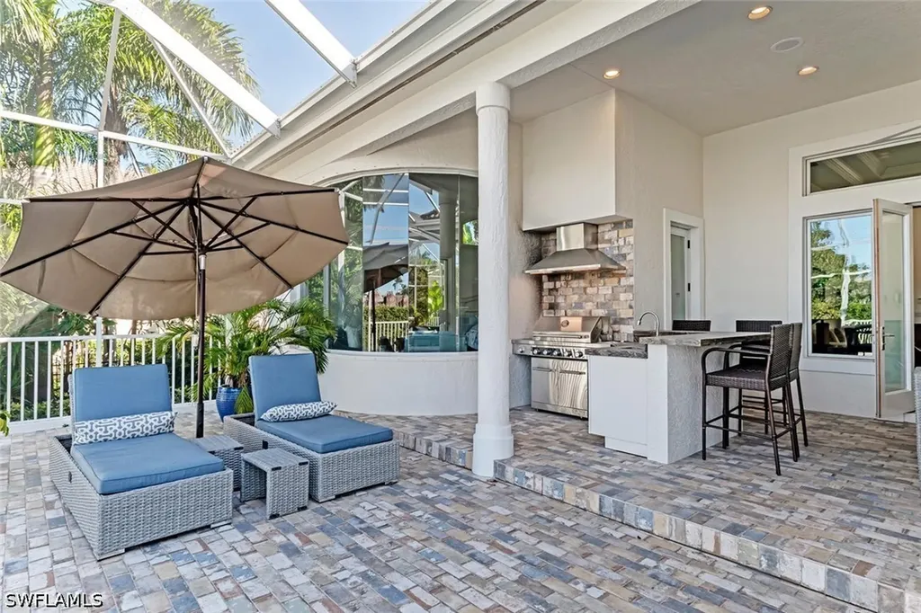2540 Half Moon Walk Naples FL 34102