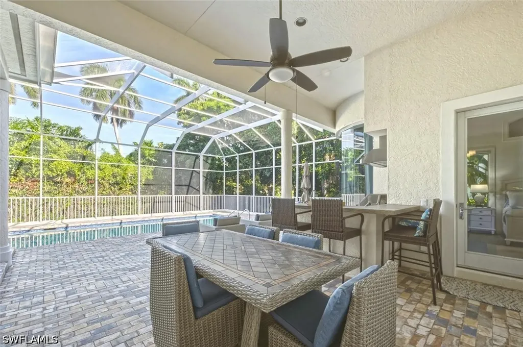 2540 Half Moon Walk Naples FL 34102