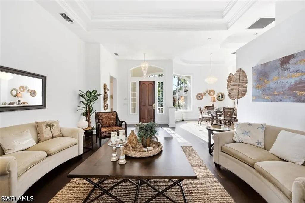 2540 Half Moon Walk Naples FL 34102