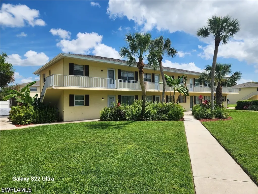 3325 Airport Road N Naples FL 34105