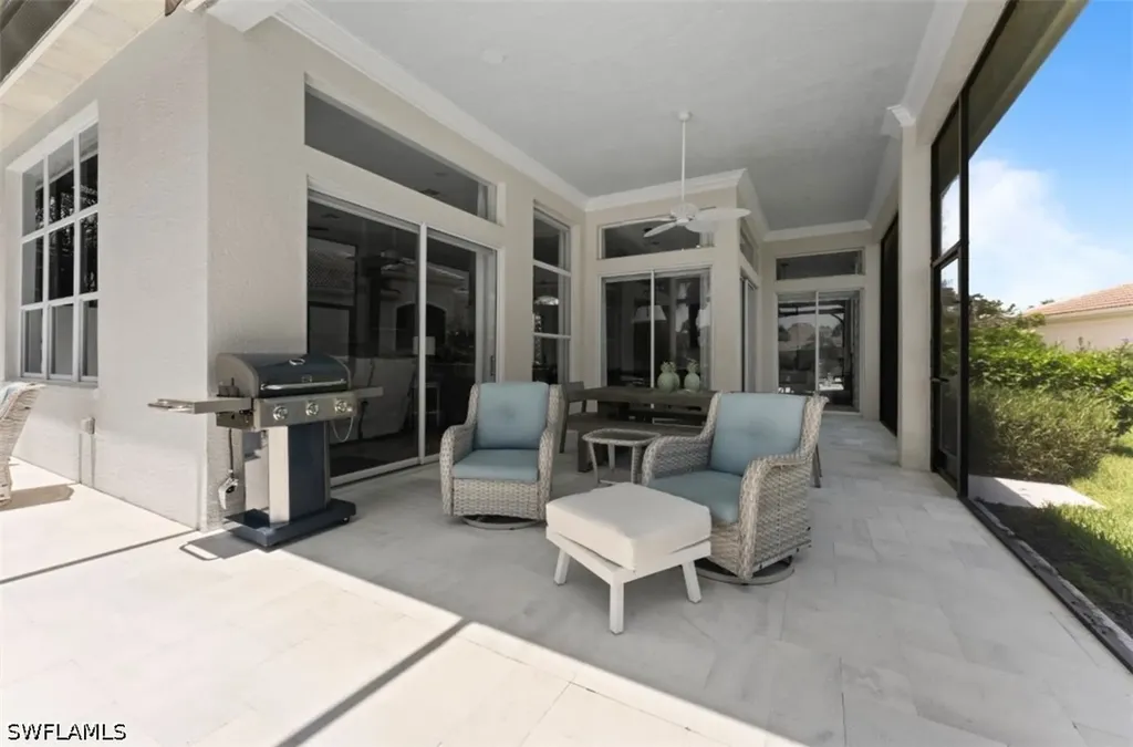 8541 Pepper Tree Way Naples FL 34114