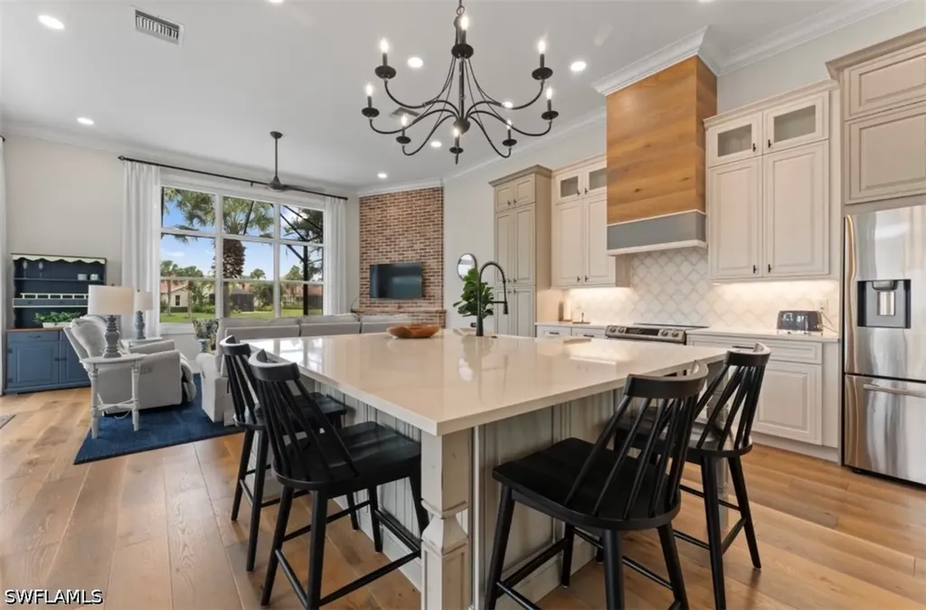 8541 Pepper Tree Way Naples FL 34114