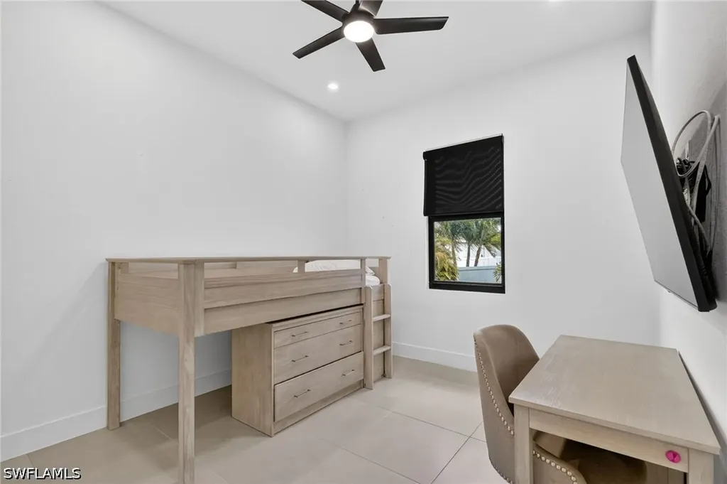 3724 SW 3rd Street Cape Coral FL 33991