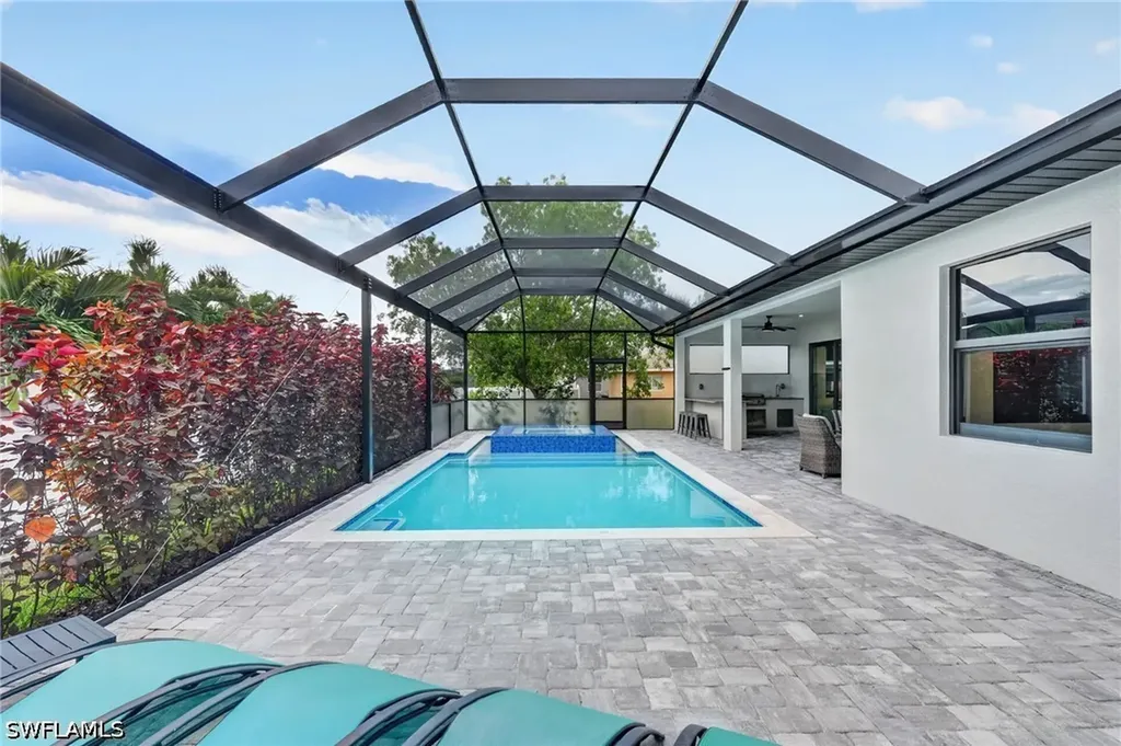 3724 SW 3rd Street Cape Coral FL 33991