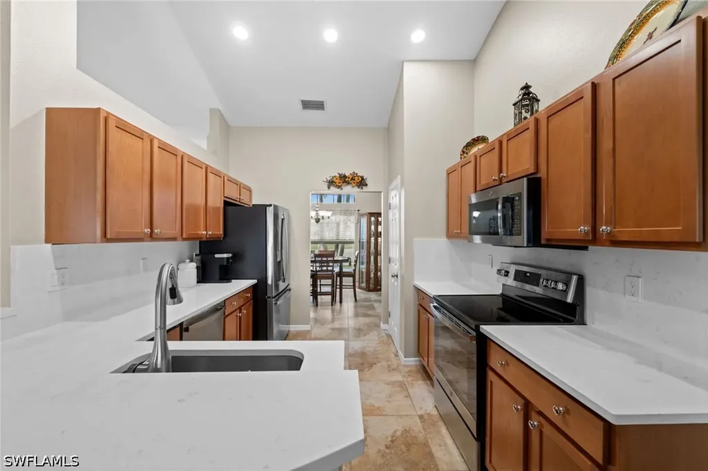 3917 Agualinda Boulevard Cape Coral FL 33914