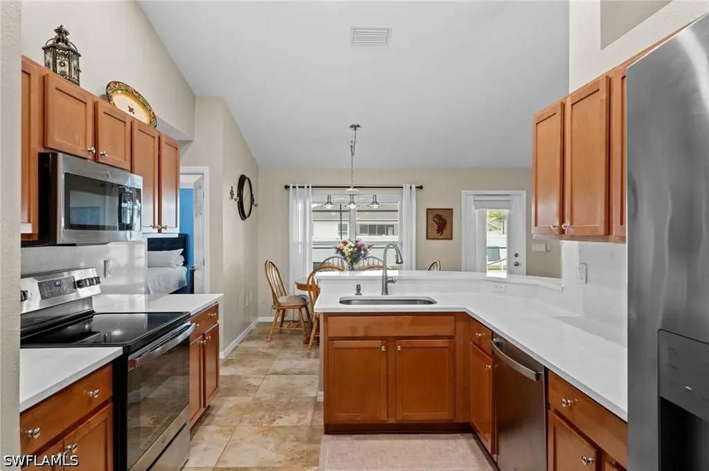3917 Agualinda Boulevard Cape Coral FL 33914