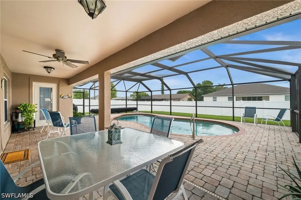 3917 Agualinda Boulevard Cape Coral FL 33914