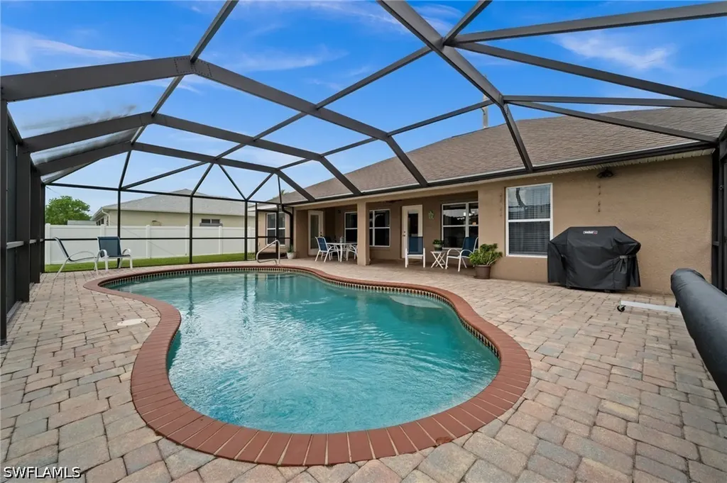 3917 Agualinda Boulevard Cape Coral FL 33914