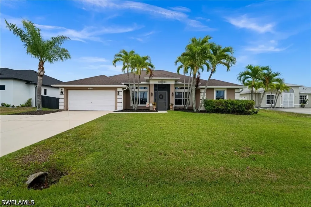 3917 Agualinda Boulevard Cape Coral FL 33914