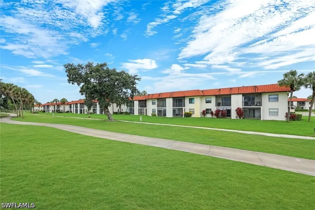 4338 27th Court SW Naples FL 34116
