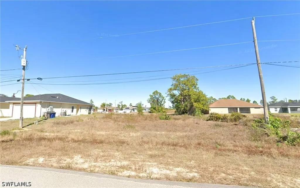 665/667 Grant Boulevard Lehigh Acres FL 33974