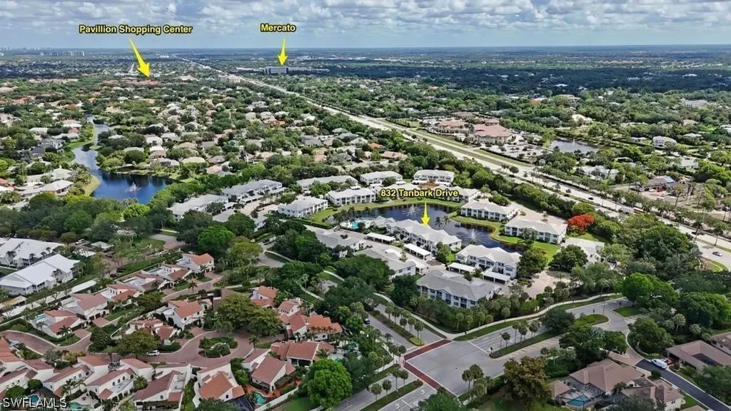 832 Tanbark Drive Naples FL 34108