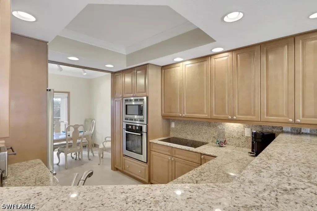 832 Tanbark Drive Naples FL 34108
