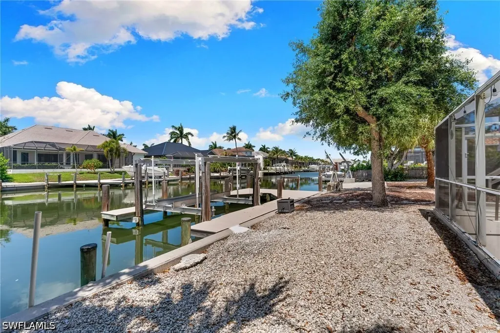 324 Waterleaf Court Marco Island FL 34145