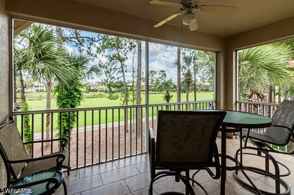 Naples FL, 3977 Bishopwood Court E, Unit 206