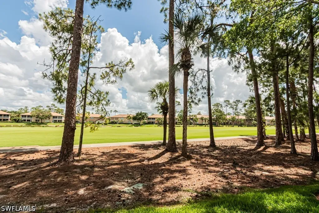 3977 Bishopwood Court E Naples FL 34114