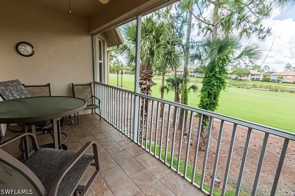 3977 Bishopwood Court E Naples FL 34114