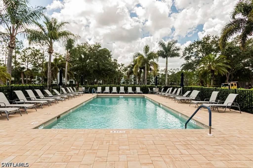 3977 Bishopwood Court E Naples FL 34114