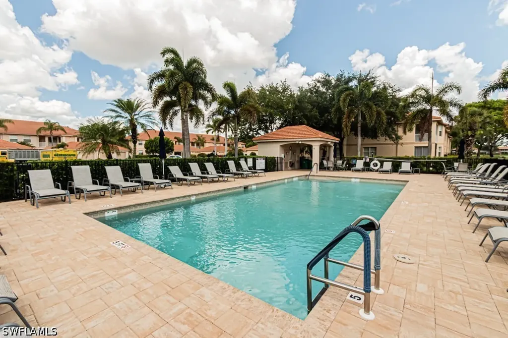 3977 Bishopwood Court E Naples FL 34114
