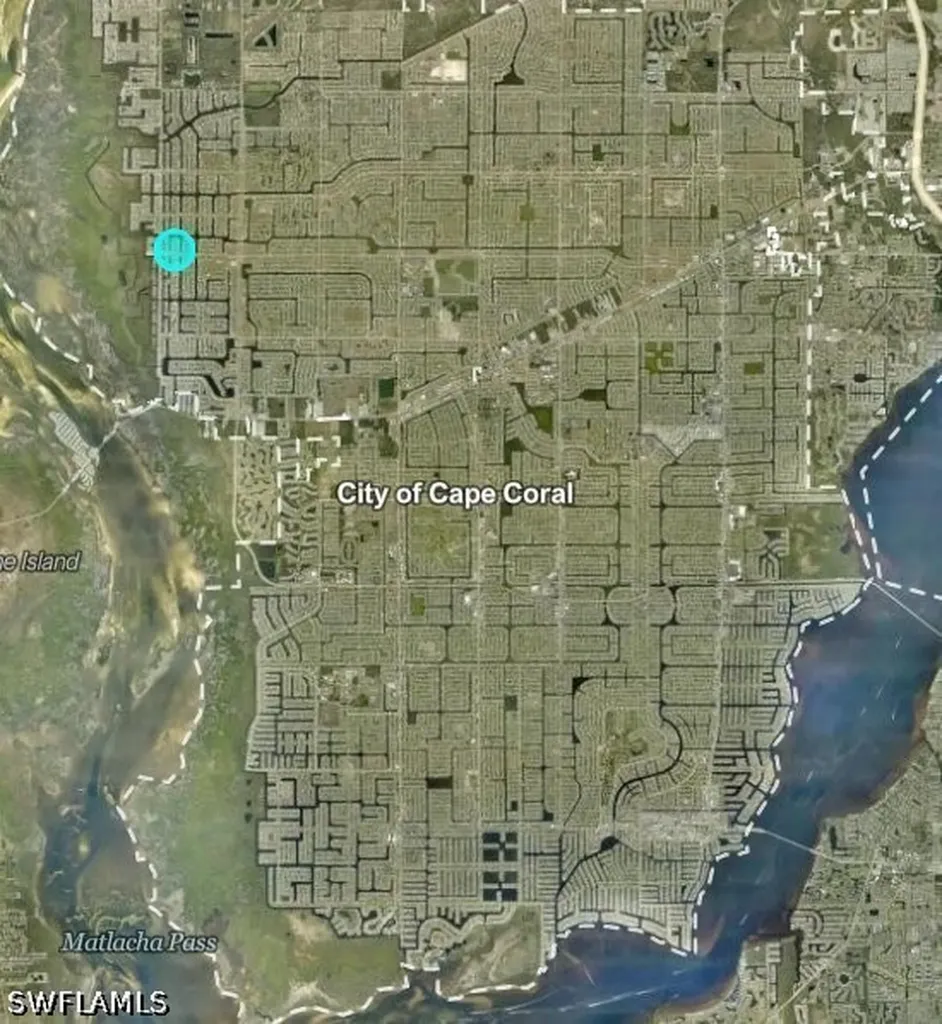 813 NW 38th Place Cape Coral FL 33993