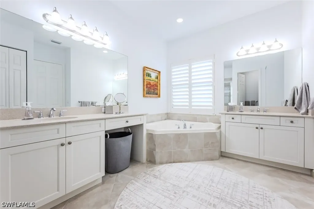 13670 Mandarin Circle Naples FL 34109