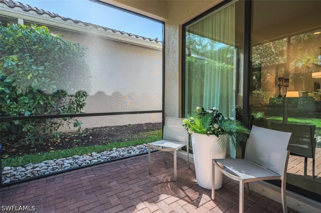 13670 Mandarin Circle Naples FL 34109