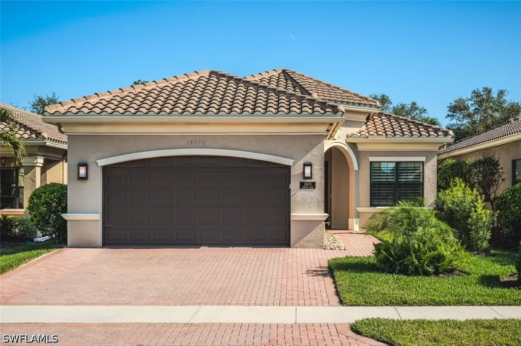 13670 Mandarin Circle Naples FL 34109