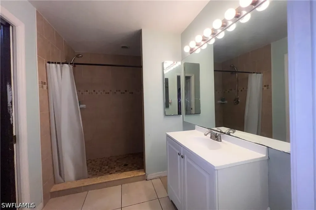 8149 Pennsylvania Boulevard Fort Myers FL 33967