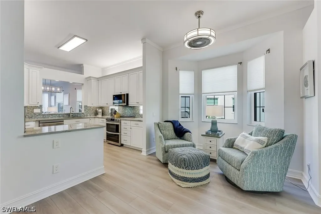 805 Bentwater Circle Naples FL 34108